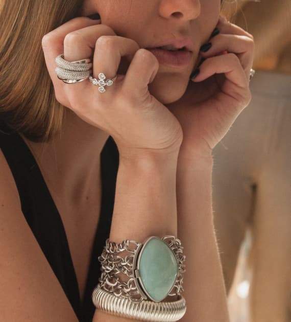 Women with jewellery on hand